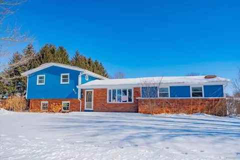 820 Rainbow Dr, Milton, WI 53563