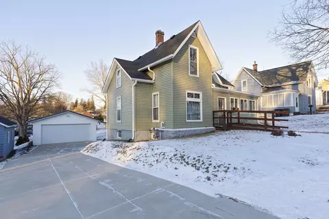 235 E Ogden St, Jefferson, WI 53549
