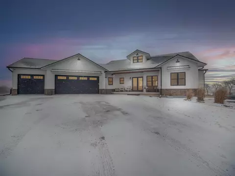 n8828 Juniper Road, Beaver Dam, WI 53916
