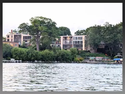 1029 Spaight St #4D, Madison, WI 53703