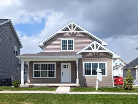 6634 Linnet Ln, Middleton, WI 53562