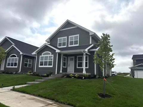 6884 Pine Siskin Pl, Middleton, WI 53562