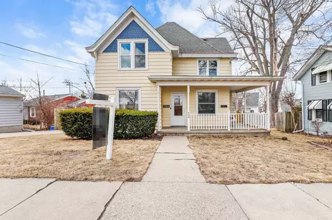 426 College Ave, Watertown, WI 53094