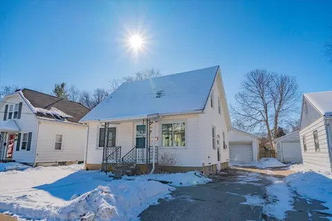 1825 Winchester St, Madison, WI 53704