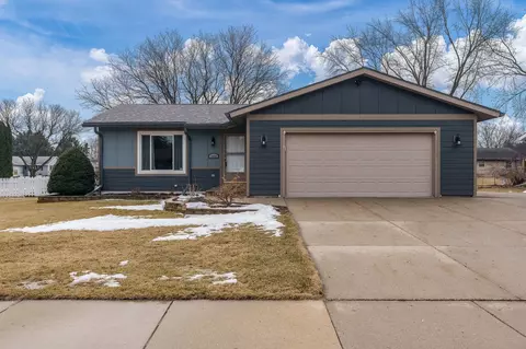 3452 Curry Ln, Janesville, WI 53546