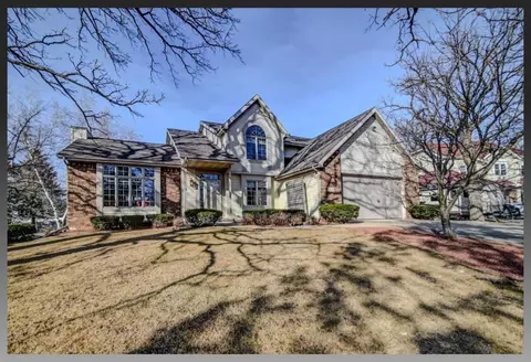 309 Fox Cir, Cottage Grove, WI 53527