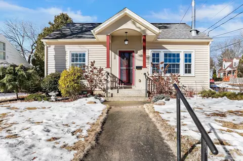 552 Toepfer Ave, Madison, WI 53711