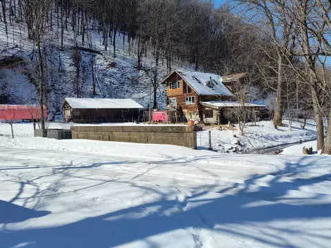 40393 Sleepy Valley Ln, Boscobel, WI 53805