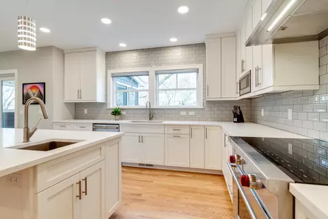 2206 Van Hise Ave, Madison, WI 53726
