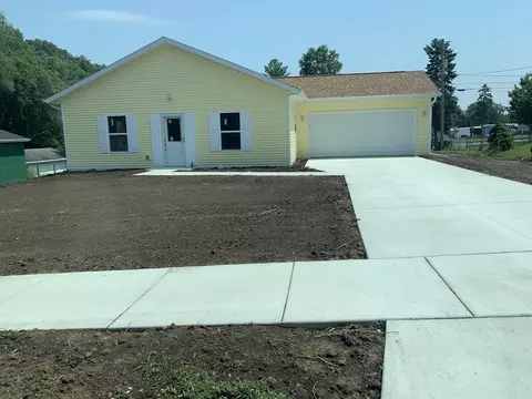 331 S Crosby Ave, Janesville, WI 53548