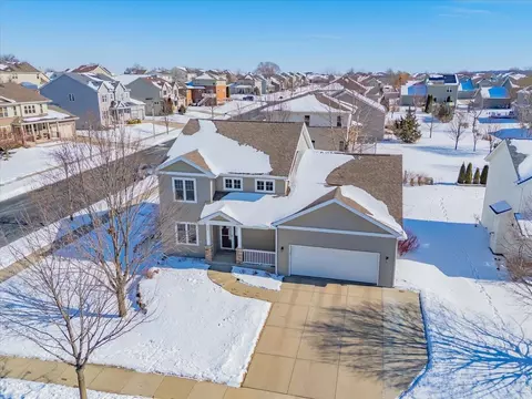 657 Fairview Ter, Verona, WI 53593