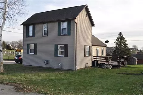 230 S Church St, Dickeyville, WI 53808