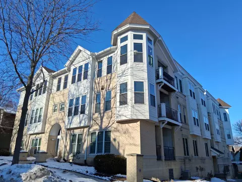 115 S Franklin St #105, Madison, WI 53703