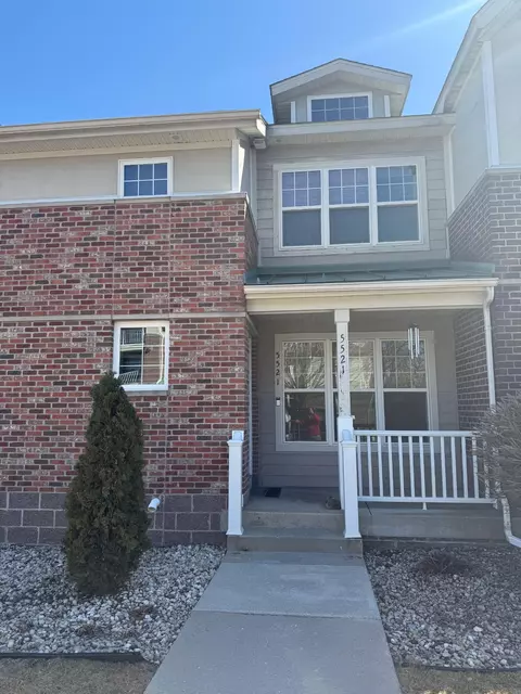 5521 Caddis Bnd, Fitchburg, WI 53711