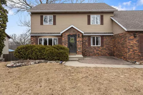 2772 Osmundsen Rd, Fitchburg, WI 53711