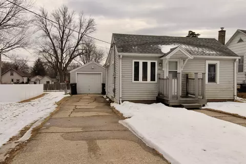 1952 Lenox Ave, Beloit, WI 53511