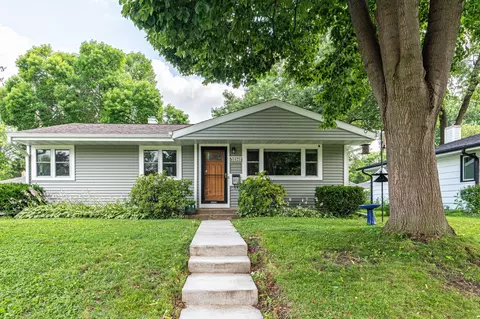 1421 Delaware Blvd, Madison, WI 53704