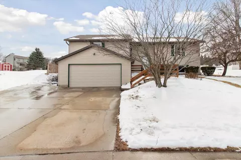 130 Glen Haven Ct, Oregon, WI 53575