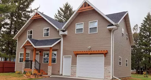 297 Debuhr Ln, Platteville, WI 53818
