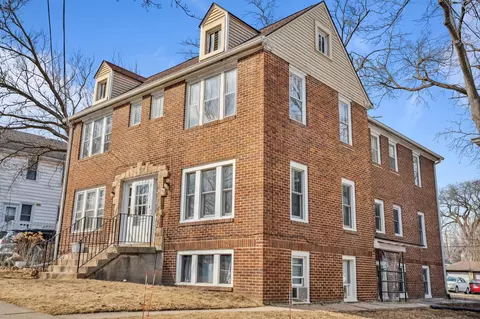 1028 Erin St #2, Madison, WI 53715
