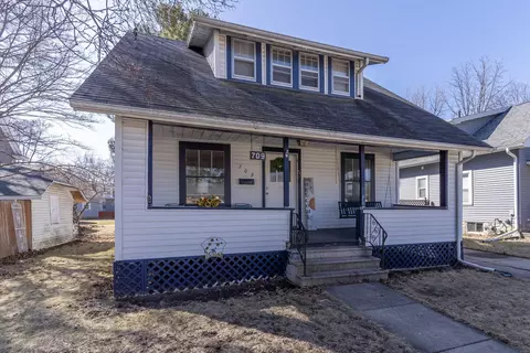 709 N Garfield Ave, Janesville, WI 53545
