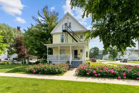 355 W Mill St, Columbus, WI 53925