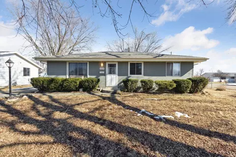 2219 S Palm St, Janesville, WI 53546
