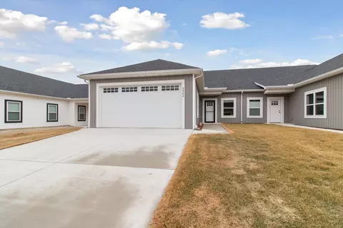 3903 Tanglewood Pl, Janesville, WI 53546