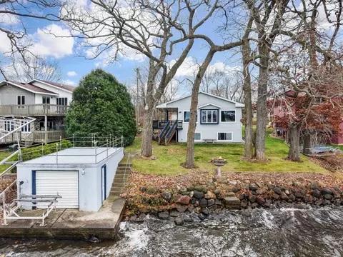 3420 Quam Dr, Stoughton, WI 53589