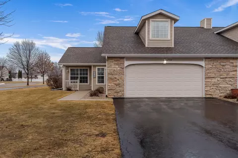 2504 Edgewood Dr, Beloit, WI 53511