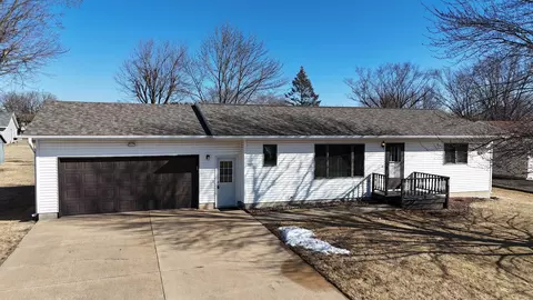 723 Randy Rd, Sparta, WI 54656