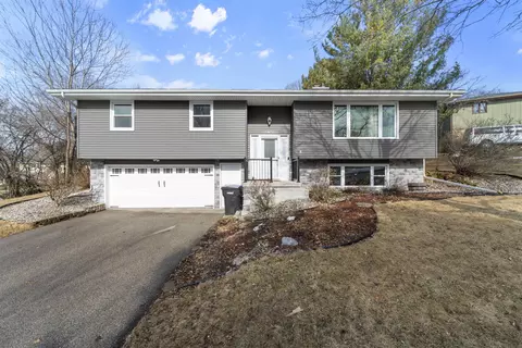 504 Johns St, Mount Horeb, WI 53572