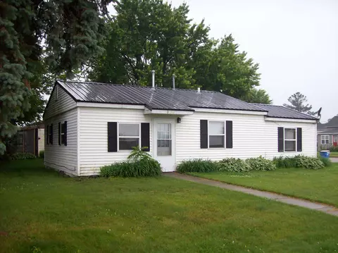 800 Thompson St, Portage, WI 53901
