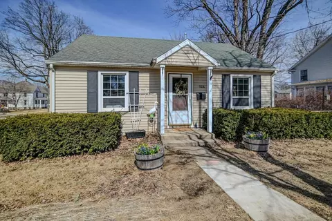 524 W South St, Stoughton, WI 53589