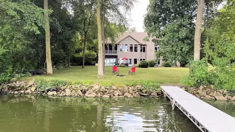 w9615 Rose Circle, Beaver Dam, WI 53916