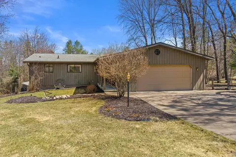 392 Abbey Ct, Nekoosa, WI 54457
