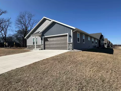 5151 Acorn Dr, Milton, WI 53563