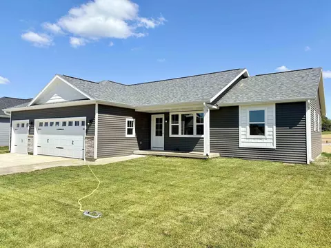 2931 Ridgeline Dr, Portage, WI 53901