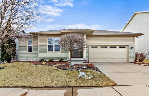 6915 Silver Dawn Dr, Madison, WI 53718