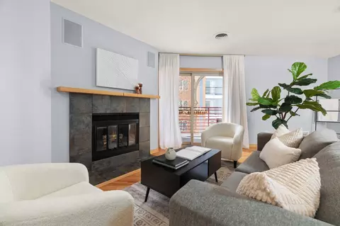 311 N Hancock St #224, Madison, WI 53703