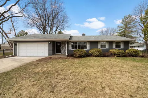 2703 Osmundsen Rd, Fitchburg, WI 53711