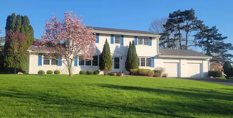420 14th St, Baraboo, WI 53913
