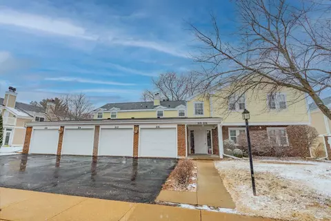 210 S High Point Rd, Madison, WI 53717