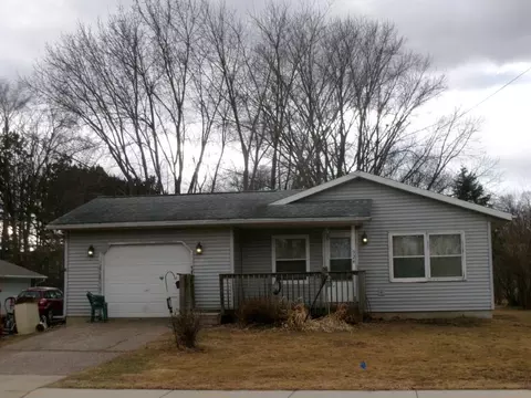 924 Lake St, Baraboo, WI 53913