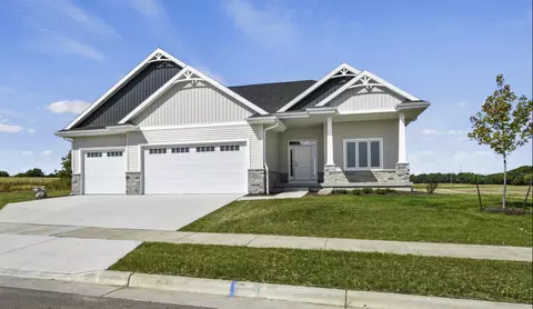 3007 Wellington Pl, Cottage Grove, WI 53527