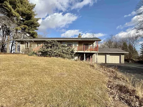 1951 Townhall Rd, Beloit, WI 53511