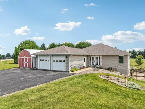 3525 Bell Ct, Dodgeville, WI 53533