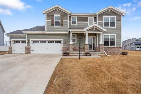 2584 Red Bud Ln, Sun Prairie, WI 53590