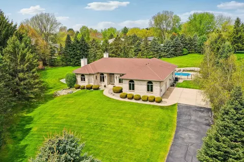 4707 Plainfield Ct, Middleton, WI 53562