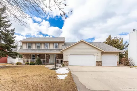 1828 Wallinford Dr, Sun Prairie, WI 53590